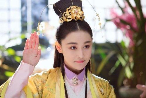 娱乐吃瓜君张馨予小说,揭秘娱乐圈背后的秘密与真相